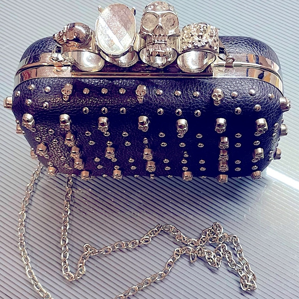 ALEXANDER MCQUEEN Skull & Knuckles Clutch with removable Purse Chain.